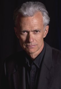 Актер Брюс МакИнтош