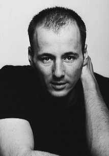 Актер Джим Бёвен