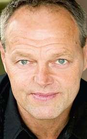 Актер Брюс Хопкинс