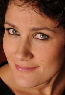 Фото Минтту Мустакалио