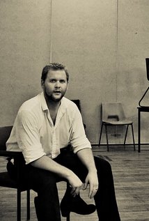 Актер Йен Дэвис