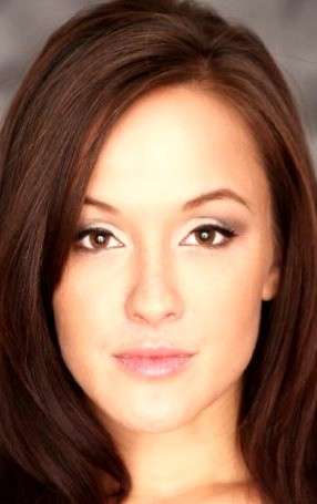 Фото Кристал Лоу