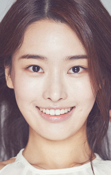 Актер Пэ Мин-джон