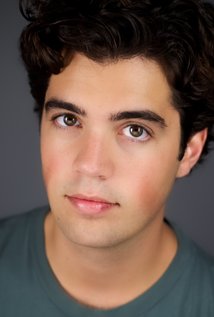 Актер Ryan Canney