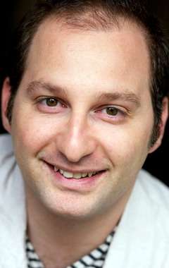 Актер Сильвен Катан