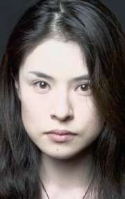 Актер Макото Тогаси