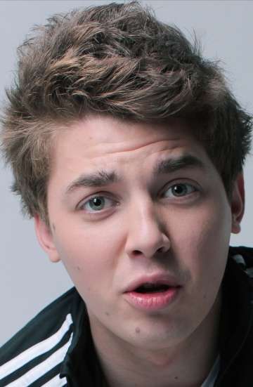 Актер Никита Санаев