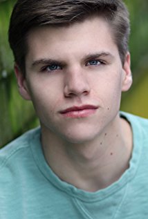 Актер Дэниэл Салиерс