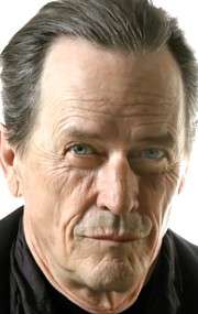 Актер Стивен МакХэтти