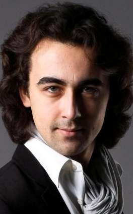 Актер Павел Евтушенко