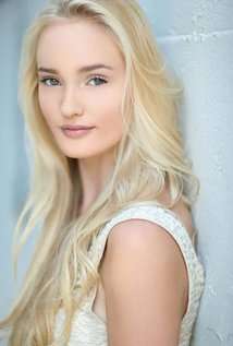 Фото Maude Green