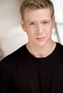 Актер Райан Скрамстед