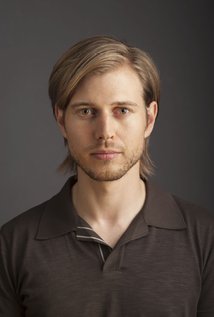 Актер Дэррик Херст