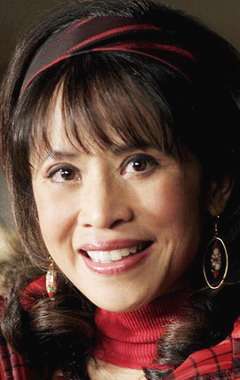 Актер Лорен Том