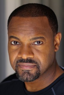 Актер Карл А. Питтс