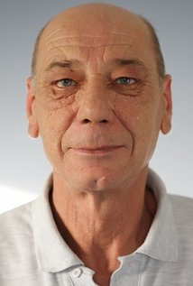 Актер Алан Питт