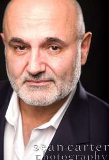 Актер Гай Санвилль