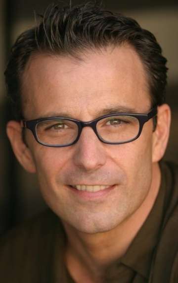 Актер Эрик Лютес