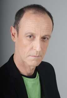 Актер Ами Вайнберг