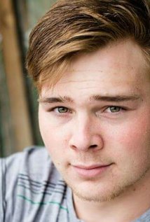 Актер Джордан Баттерилл