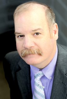 Актер Брэйди Кэлхун