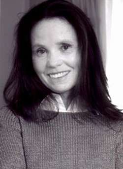 Фото Холлис МакЛарен