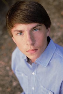 Актер Gage Lawson