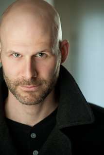 Актер Кайл Страутс