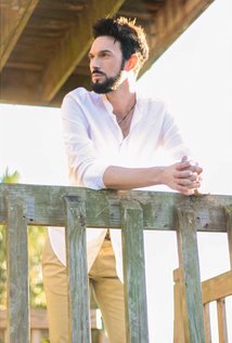 Актер Крис Штайн