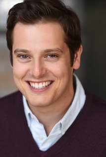 Актер Энгус Кук