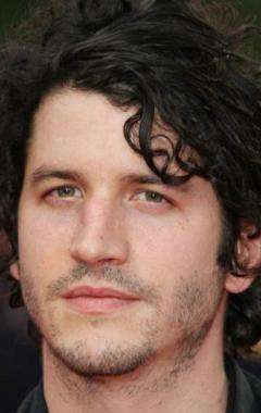 Актер Клеман Сибони