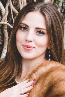 Актер Arden Hale