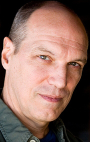 Актер Марк Вэнн