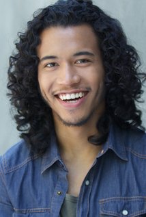 Актер Байрон Уигфолл