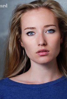 Актер Estelle Girard Parks