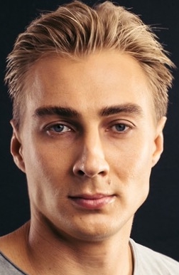 Актер Александр Ряполов