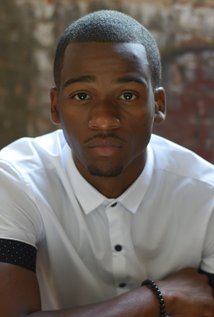 Актер Антонио Джей Белл