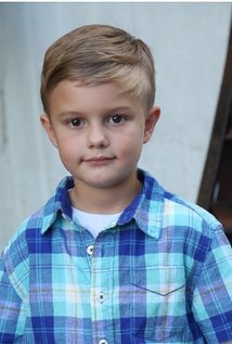 Актер Hayden Burrell