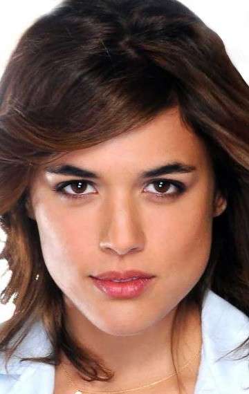 Актер Адриана Угарте