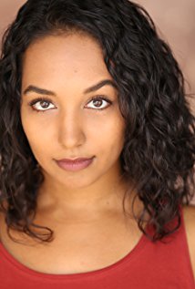 Актер Майя Налли