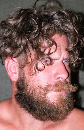 Актер Александр Мухин