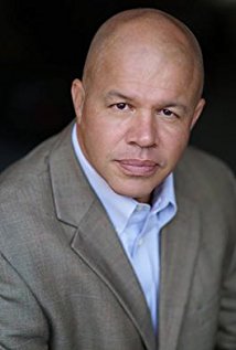 Актер Энтони Вэнс Пирс