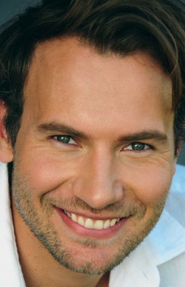 Актер Сергей Басок