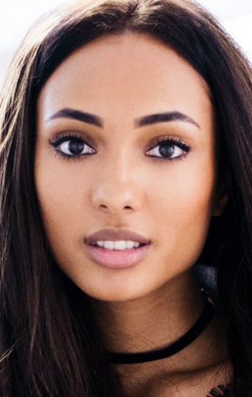 Актер Мари Сенн