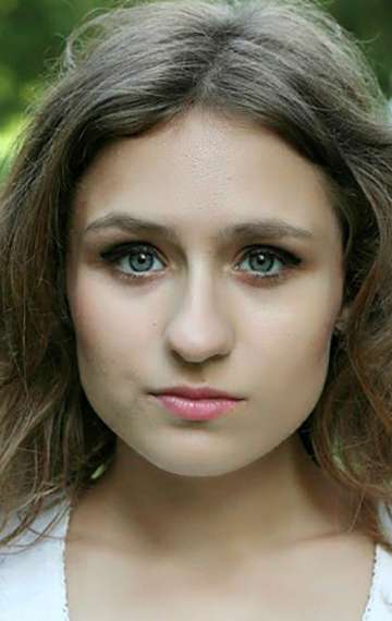 Актер Анастасия Шестовская