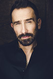 Актер Оскар Павел