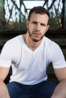 Актер Joe Watts