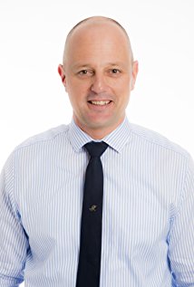 Актер Dylan Thomas Knight