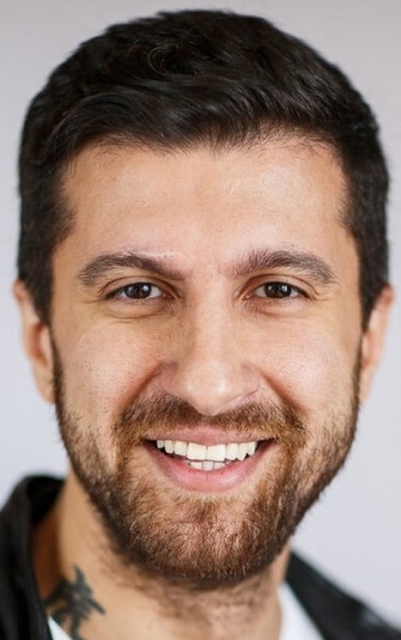 Актер Амиран Сардаров