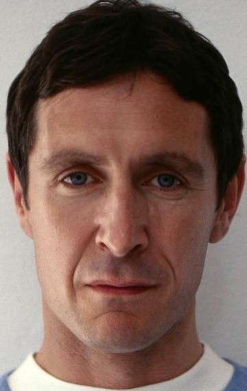 Актер Пол МакГанн